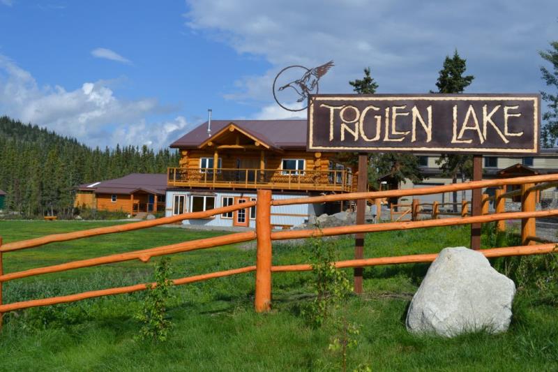 Tonglen Lake Lodge